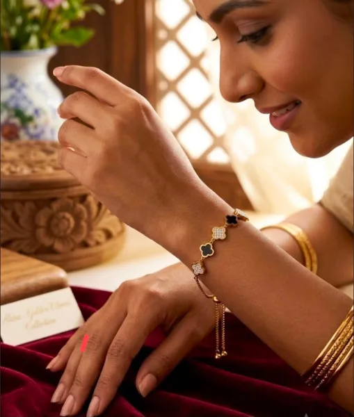 Aurelia Noir Bangle | 3014