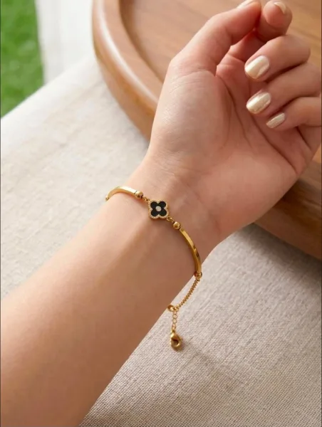 Elegant Black Clover Gold Adjustable Bracelet for Women | 3011