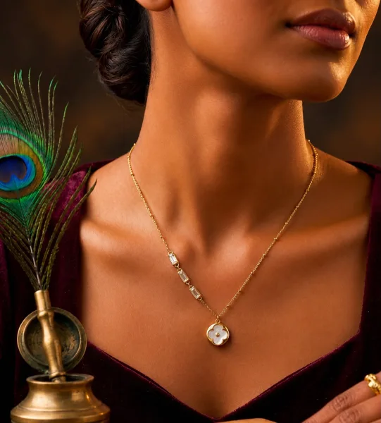 Elegant White Clover Gold Pendant Necklace for Women | 3012