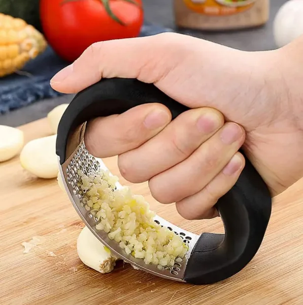 Garlic Press Squeezer - Garlic Presser Stainless Steel Garlic Ginger Rocker/Crusher/Chopper/Squeezer | 111253