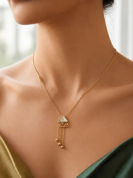 Graceful Geometric Gold Pendant Chain Necklace | 3006