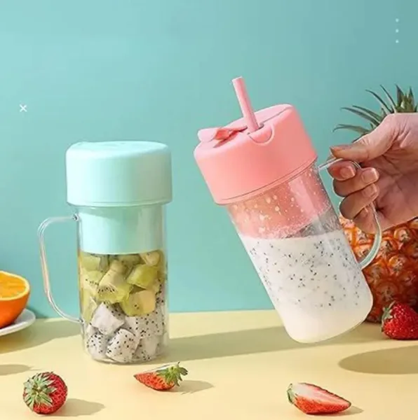JUICE BLENDER WITH STRAW